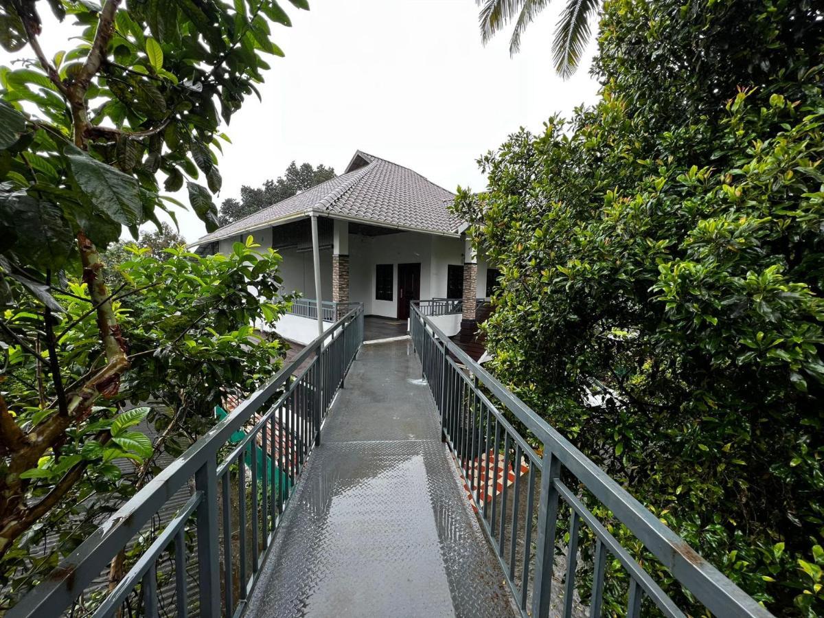 Cherry Blossom Homestays Munnar 2Bhk Exterior foto